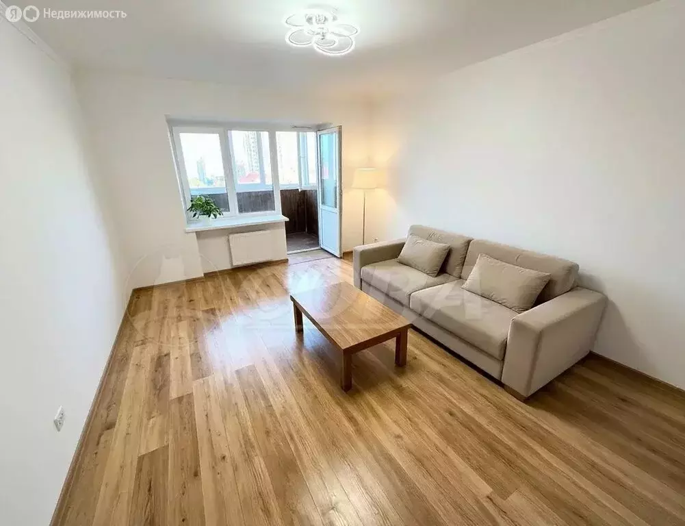 1-комнатная квартира: Тюмень, улица Дружбы, 75 (41.5 м) - Фото 1