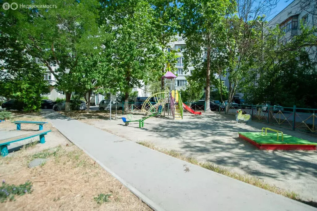 3-комнатная квартира: Севастополь, улица Косарева, 21 (70 м) - Фото 1