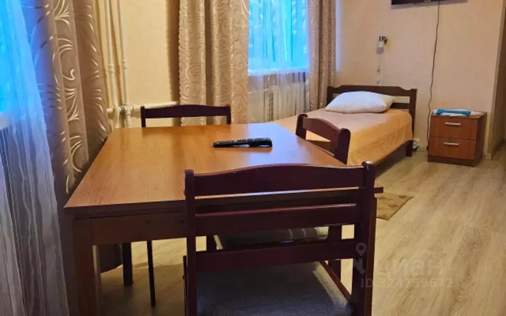 Комната Псковская область, Порхов Псковская ул., 1/15 - Фото 2