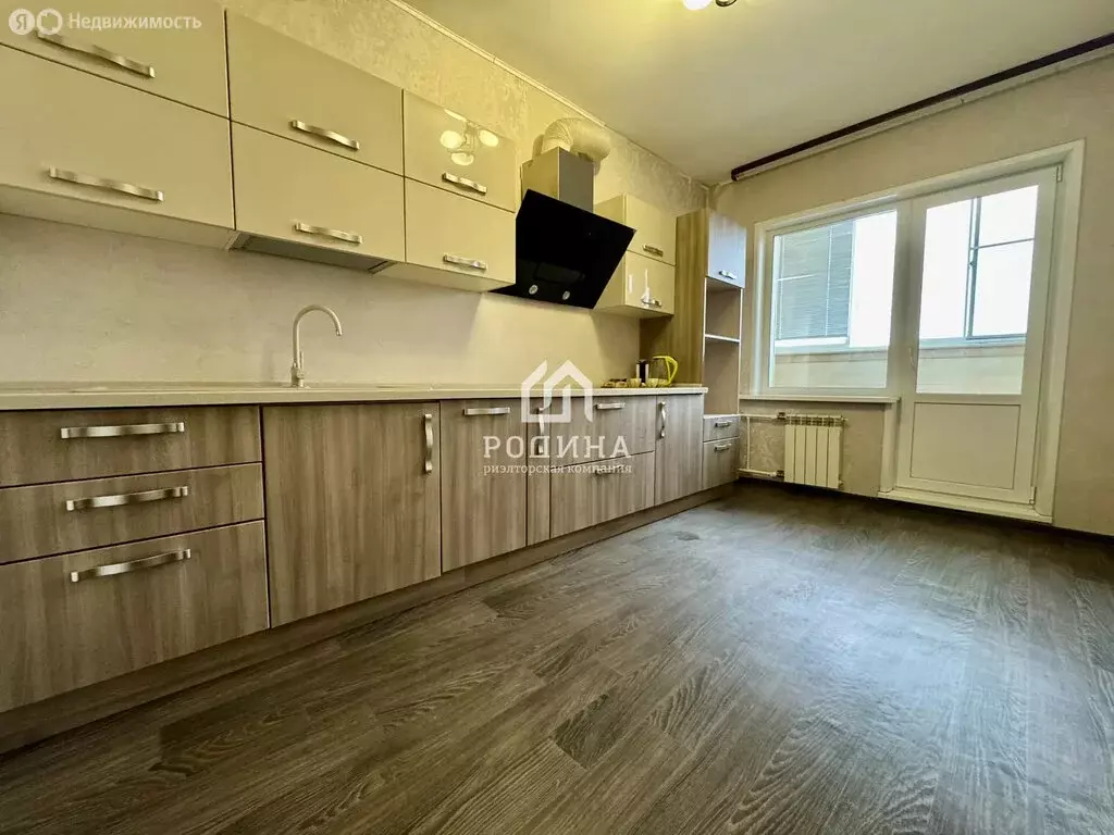 1-комнатная квартира: Хабаровск, улица Горького, 60В (38.7 м) - Фото 1