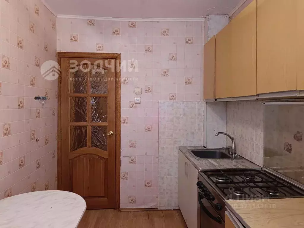 3-к кв. Чувашия, Шумерля Октябрьская ул., 11 (59.4 м) - Фото 1