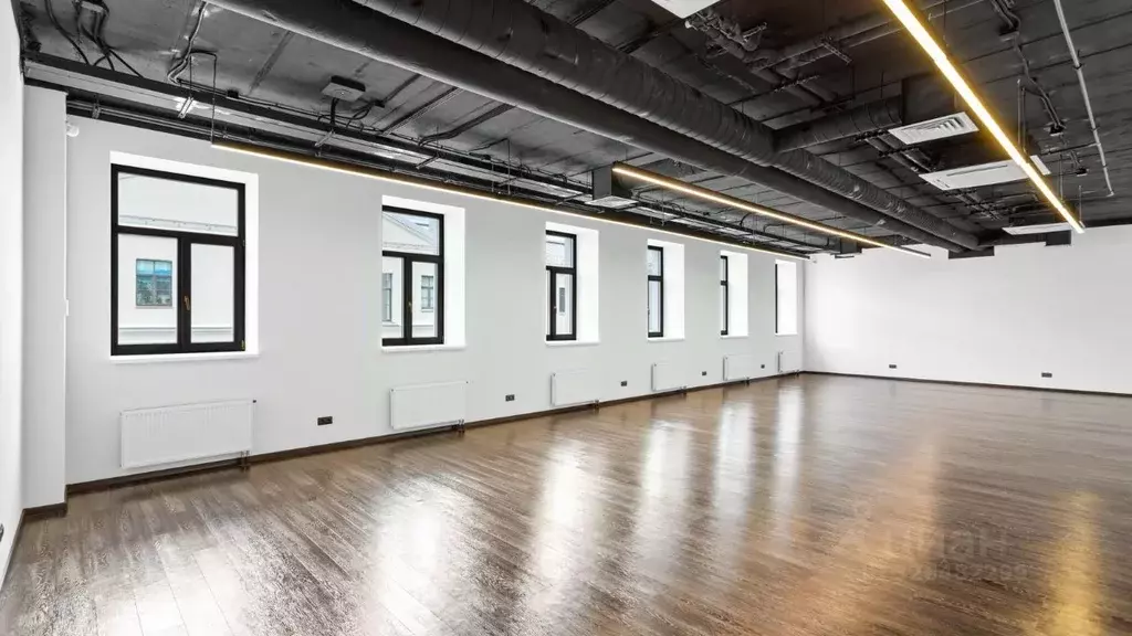 Офис в Санкт-Петербург Миллионная ул., 6 (52 м) - Фото 1