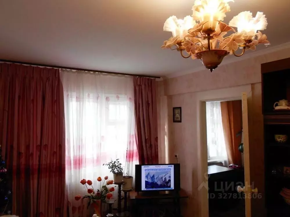 3-к кв. Омская область, Омск ул. Индустриальная, 6 (55.0 м) - Фото 1