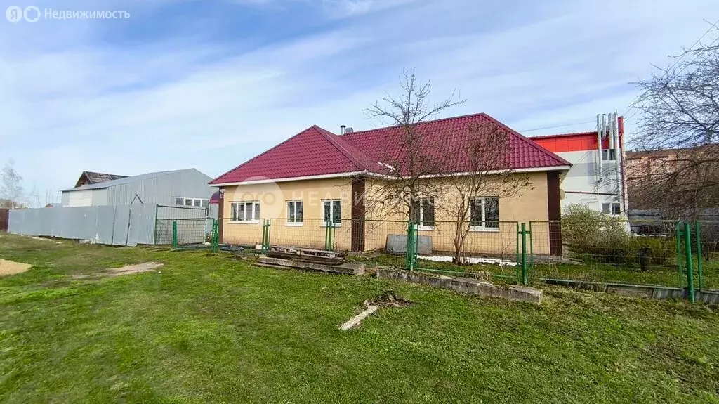 Дом в район Семчино, Школьная улица, 1А (92 м) - Фото 2