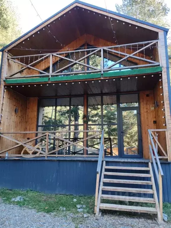 Дом в Карачаево-Черкесия, Зеленчукский район, с. Архыз  (80 м) - Фото 0