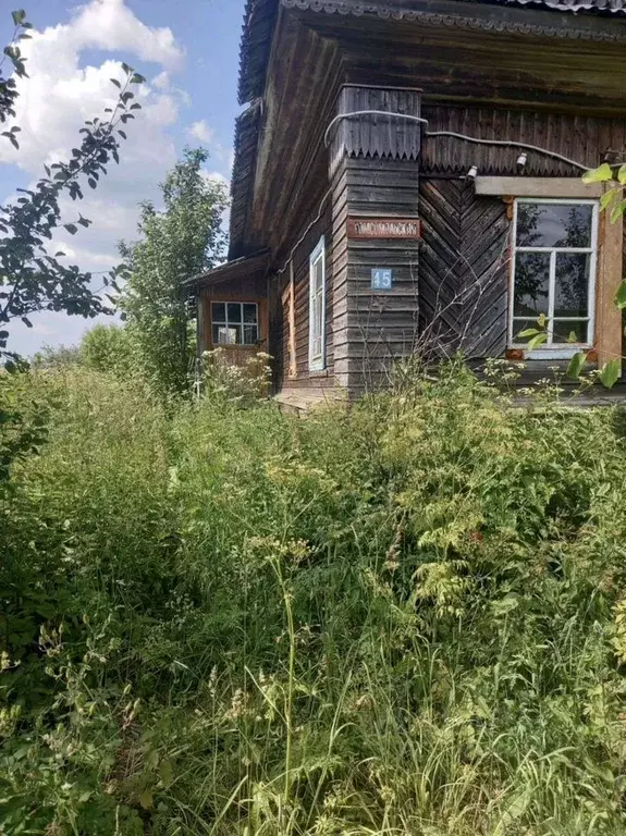 Дом в Кировская область, Зуевский район, пос. Октябрьский ... - Фото 0