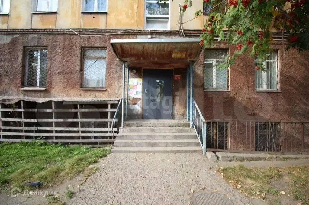 Продаётся 4-к квартира, 60.9 м - Фото 0