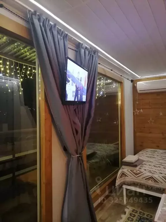 Дом в Краснодарский край, Сочи Красная Поляна пгт, ул. Защитников ... - Фото 2