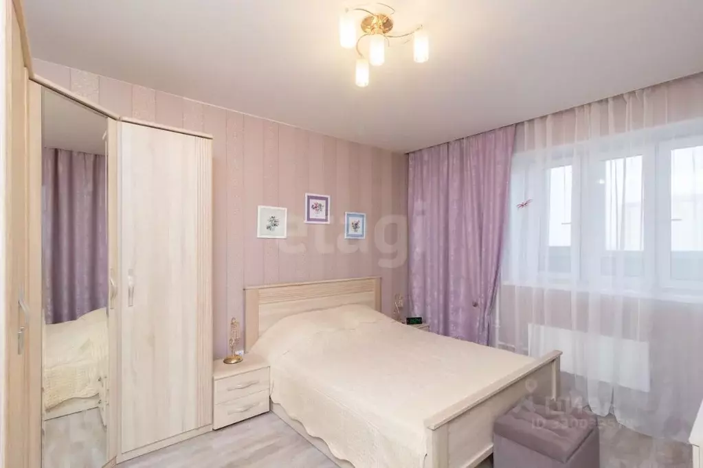 2-к кв. Тюменская область, Тюмень ул. Верхнетарманская, 3 (55.3 м) - Фото 1