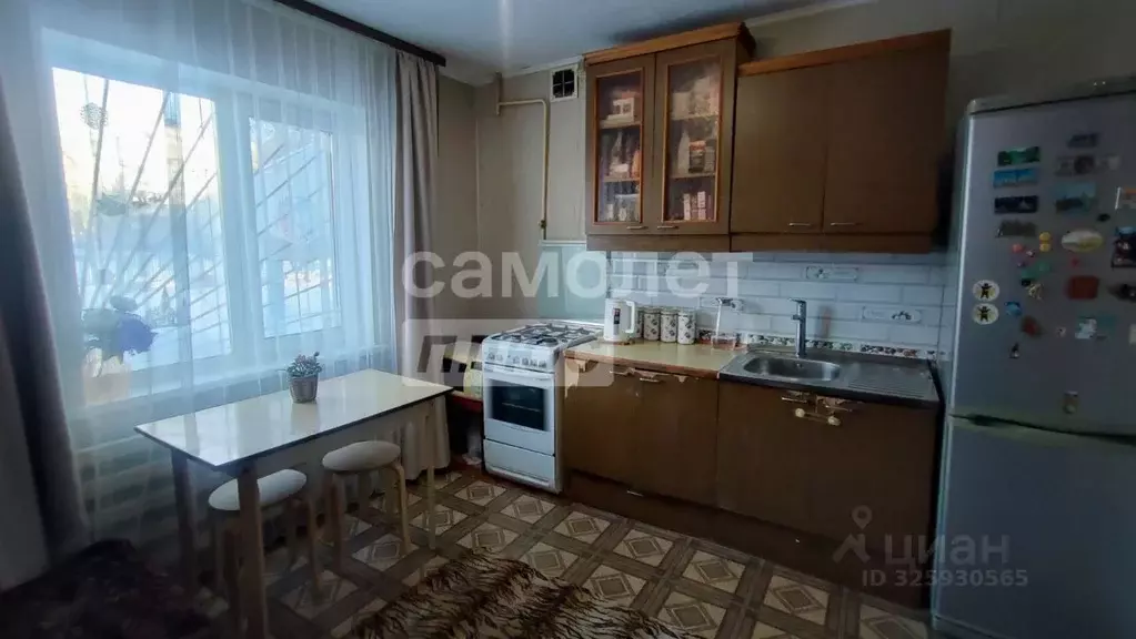 2-к кв. Омская область, Омск Харьковская ул., 15 (51.4 м) - Фото 2