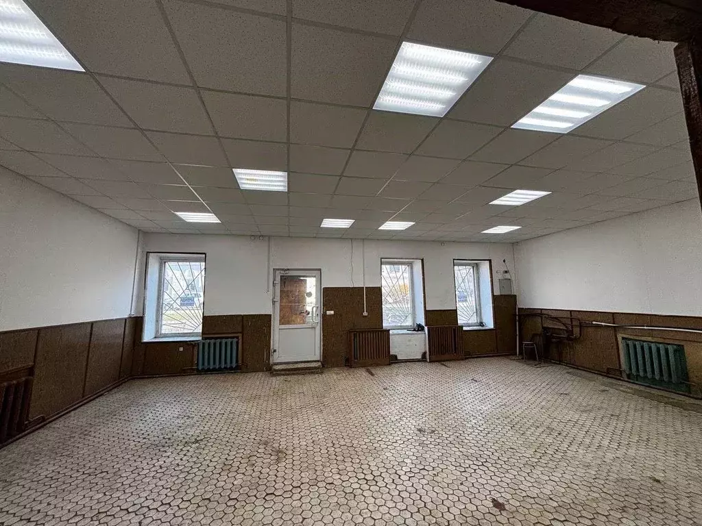 Торговая площадь в Пермский край, Нытва ул. Карла Маркса, 89 (99 м) - Фото 2