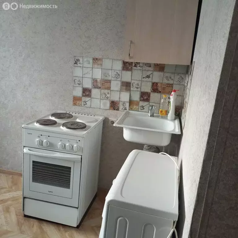 Квартира-студия: Горно-Алтайск, Заринская улица, 33 (13 м) - Фото 1