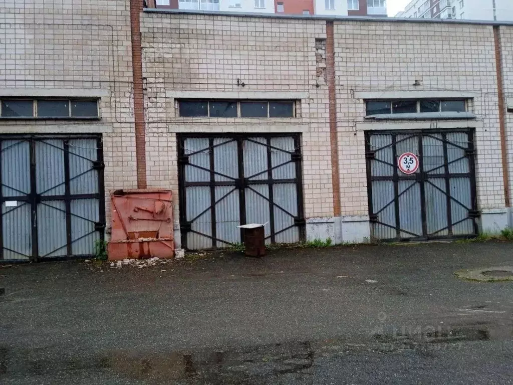Производственное помещение в Удмуртия, Ижевск ул. Холмогорова, 27а ... - Фото 0