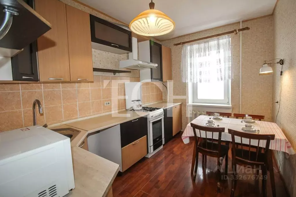 3-к кв. Тульская область, Тула просп. Ленина, 120 (68.0 м) - Фото 1