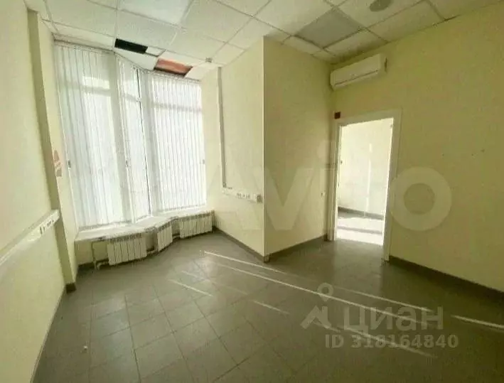 Офис в Самарская область, Тольятти ул. Гагарина, 14 (200 м) - Фото 1