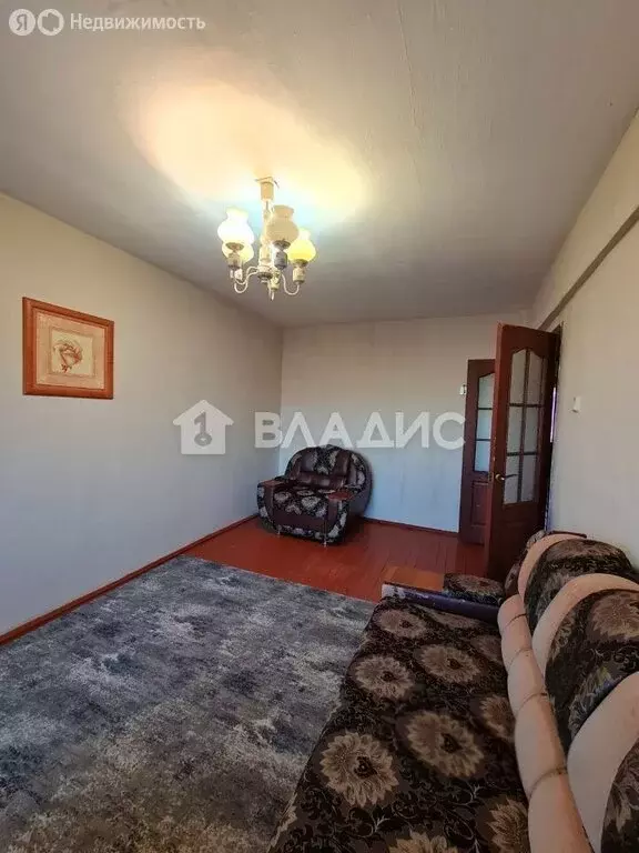 3-комнатная квартира: Улан-Удэ, улица Антонова, 4 (67 м) - Фото 1