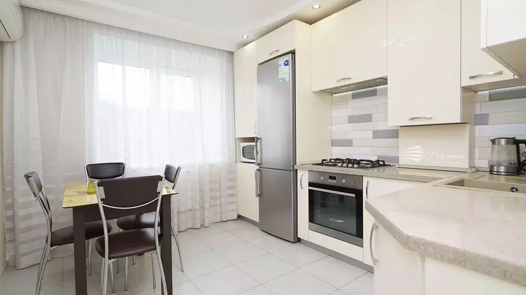 3-к кв. Татарстан, Казань ул. Лукина, 52 (80.0 м) - Фото 0