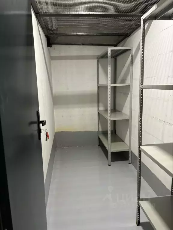 Гараж в Московская область, Ленинский городской округ, Боброво пгт ул. ... - Фото 1