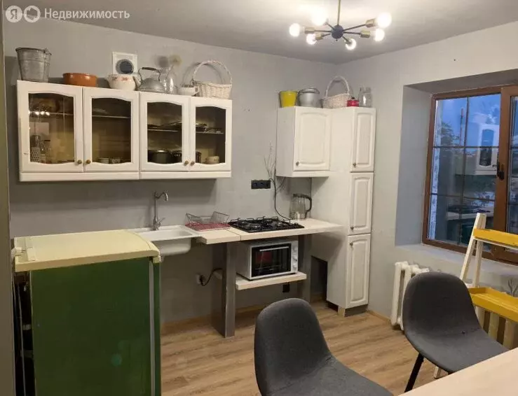 3-комнатная квартира: Ейск, Краснодарская улица, 265 (100 м) - Фото 0