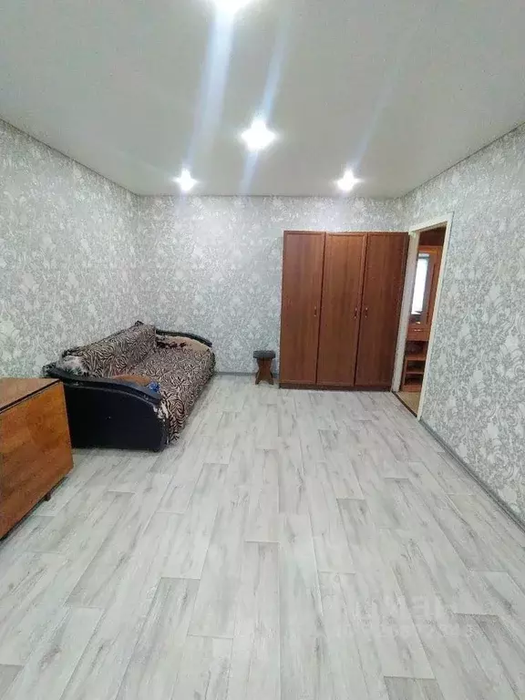 1-к кв. Саратовская область, Балаково Трнавская ул., 36/6 (37.0 м) - Фото 2