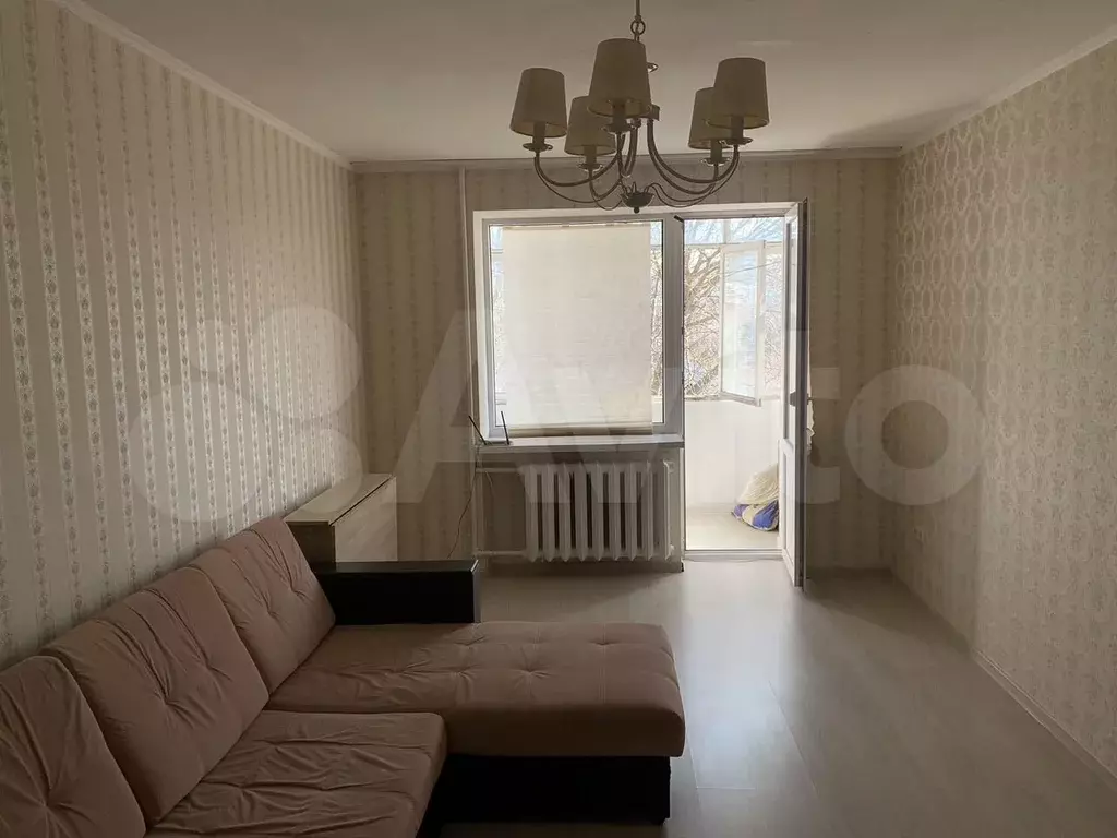 1-к. квартира, 45 м, 4/5 эт. - Фото 1