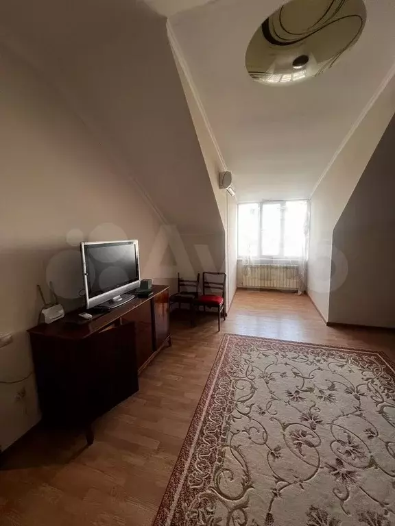 1-к. квартира, 40 м, 9/9 эт. - Фото 0