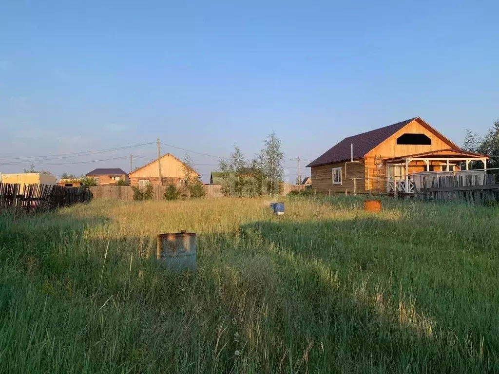 Участок в Саха (Якутия), с. Пригородный ул. Рябиновая (7.8 сот.) - Фото 0