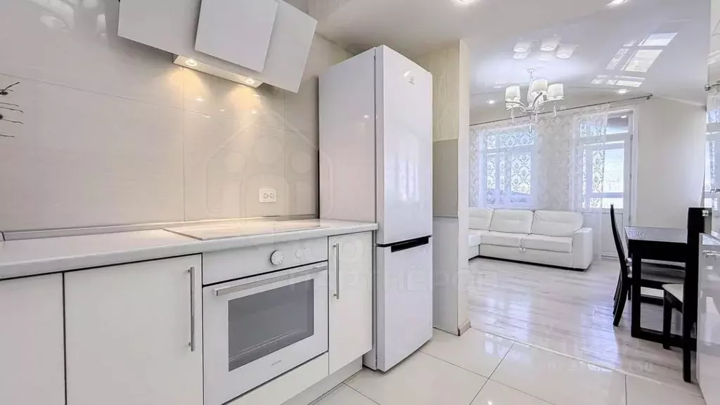 3-к кв. Иркутская область, Иркутск Дальневосточная ул., 134 (79.9 м) - Фото 1