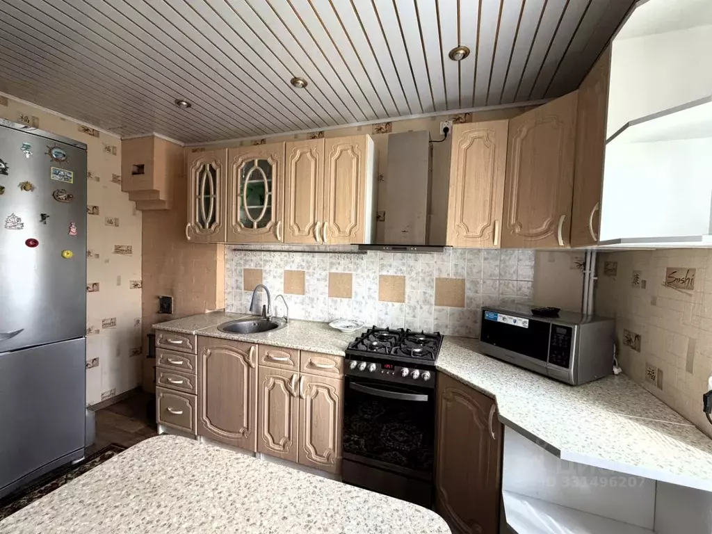 2-к кв. Псковская область, Струги Красные рп ул. Виноградова, 18А ... - Фото 2