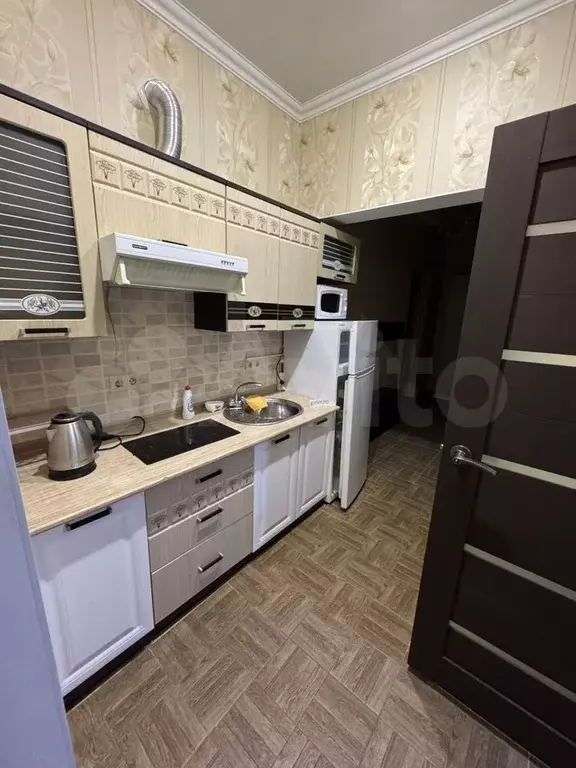 1-к. квартира, 45 м, 3/3 эт. - Фото 0