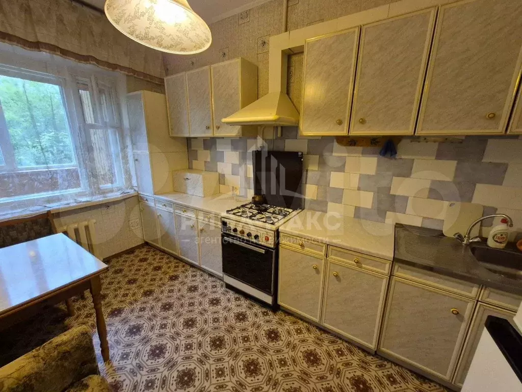 1-к. квартира, 41 м, 1/5 эт. - Фото 1