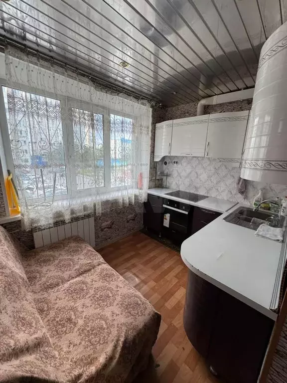 2-к. квартира, 47 м, 2/9 эт. - Фото 0