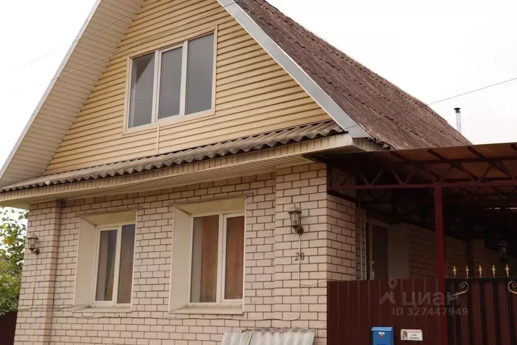 Дом в Тверская область, Вышний Волочек ул. Шмидта, 20 (165 м) - Фото 1