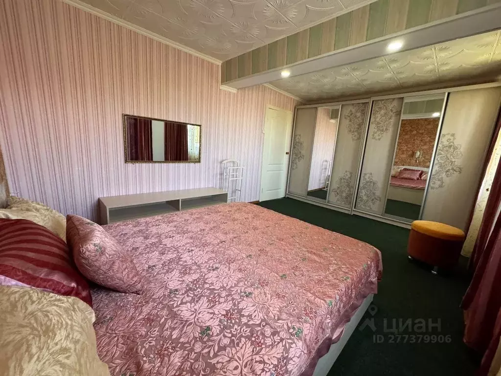 2-к кв. Крым, Симферополь ул. 51-й Армии, 47 (80.0 м) - Фото 1