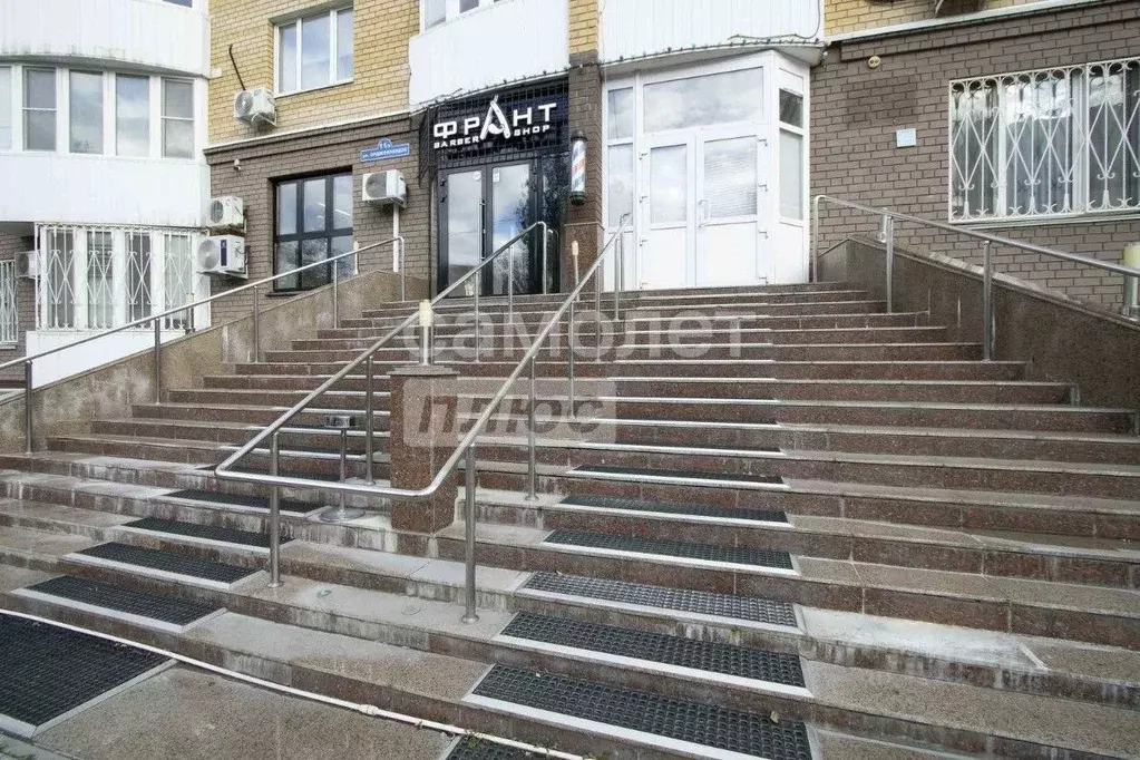 Офис в Тюменская область, Тюмень ул. Орджоникидзе, 11 (104 м) - Фото 1