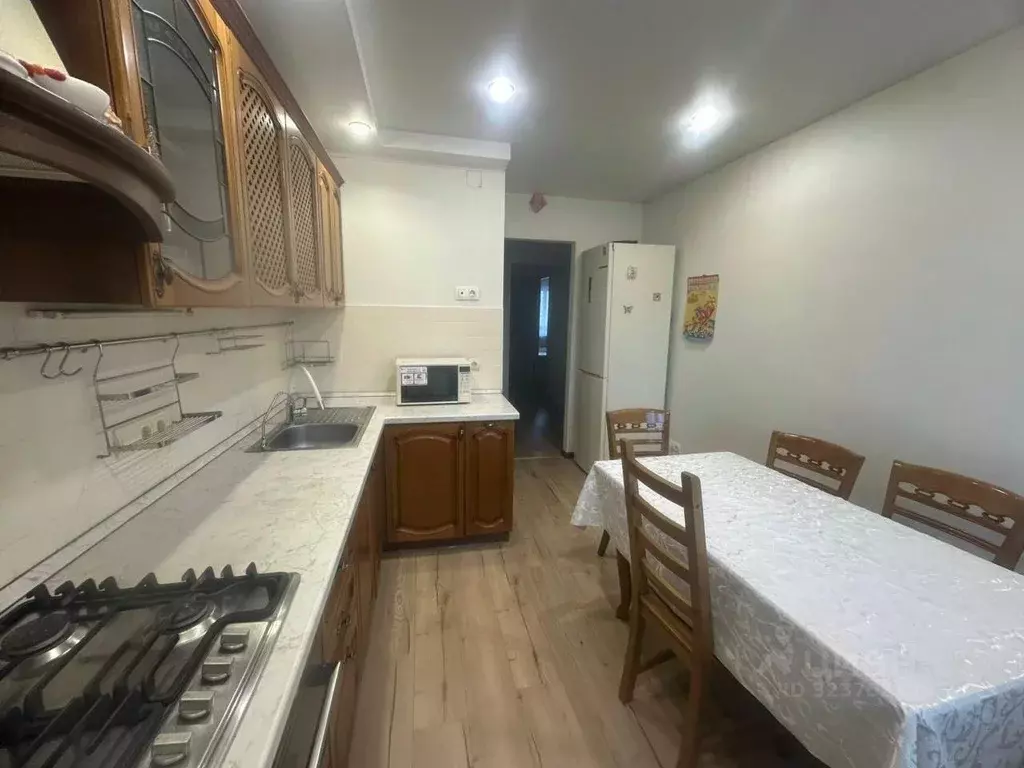 4-к кв. Татарстан, Казань просп. Победы, 106 (80.0 м) - Фото 1