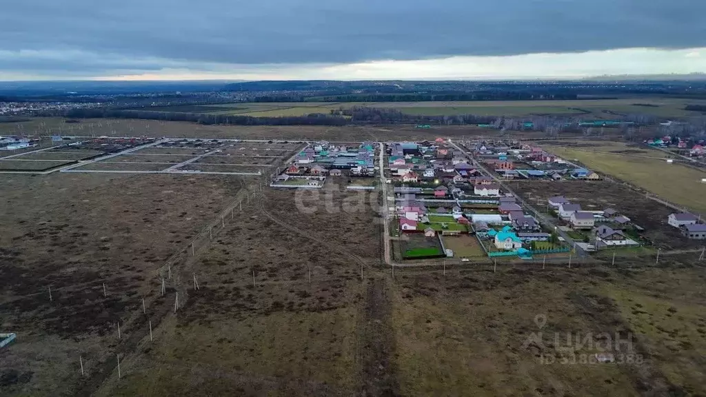 Участок в Башкортостан, Иглинский район, Акбердинский сельсовет, д. ... - Фото 0