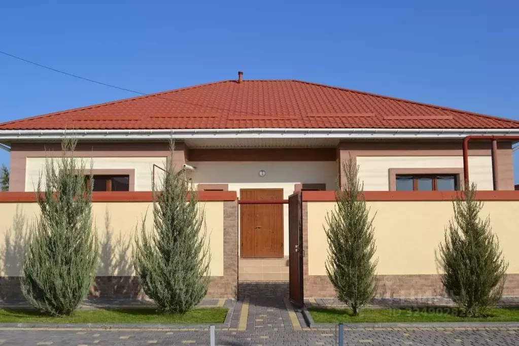 Дом в Крым, Симферопольский район, с. Укромное ул. Тарахташская (132 ... - Фото 1