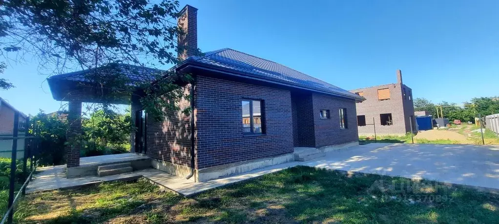 Дом в Краснодарский край, Динской район, Новотитаровская ст-ца Степная ... - Фото 1