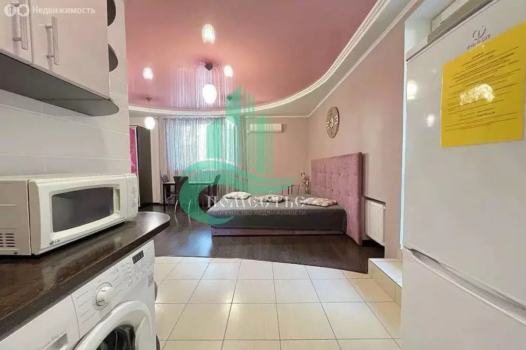 1-комнатная квартира: Феодосия, Революционная улица, 16 (49 м) - Фото 1