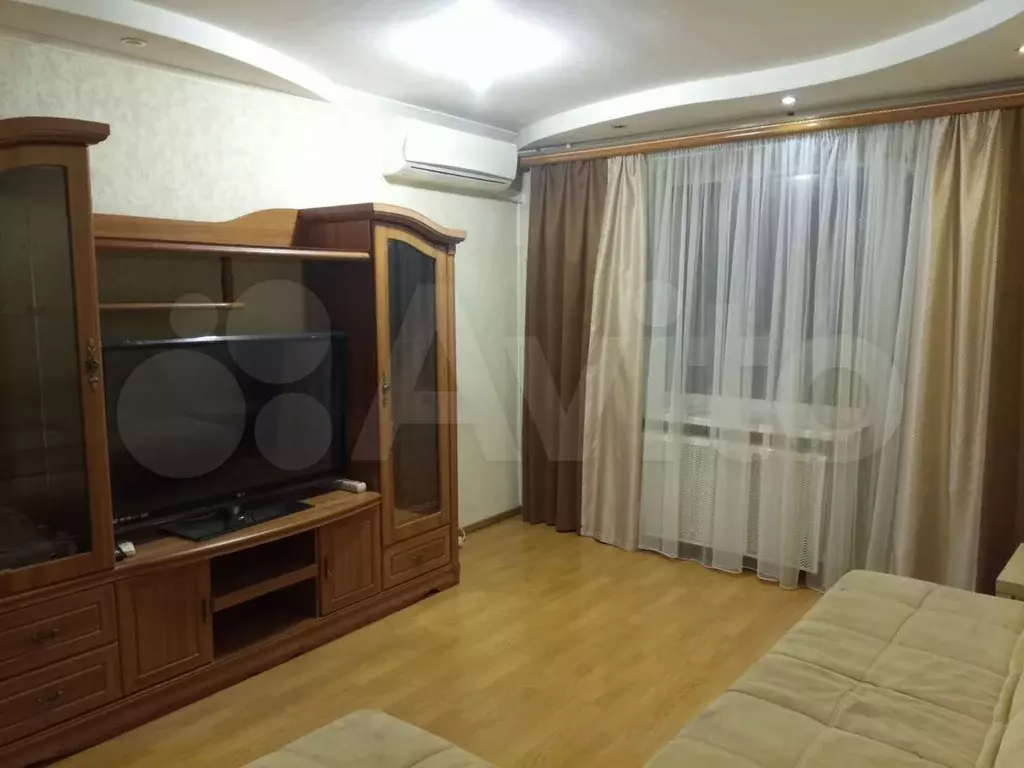 3-к. квартира, 60 м, 2/5 эт. - Фото 0