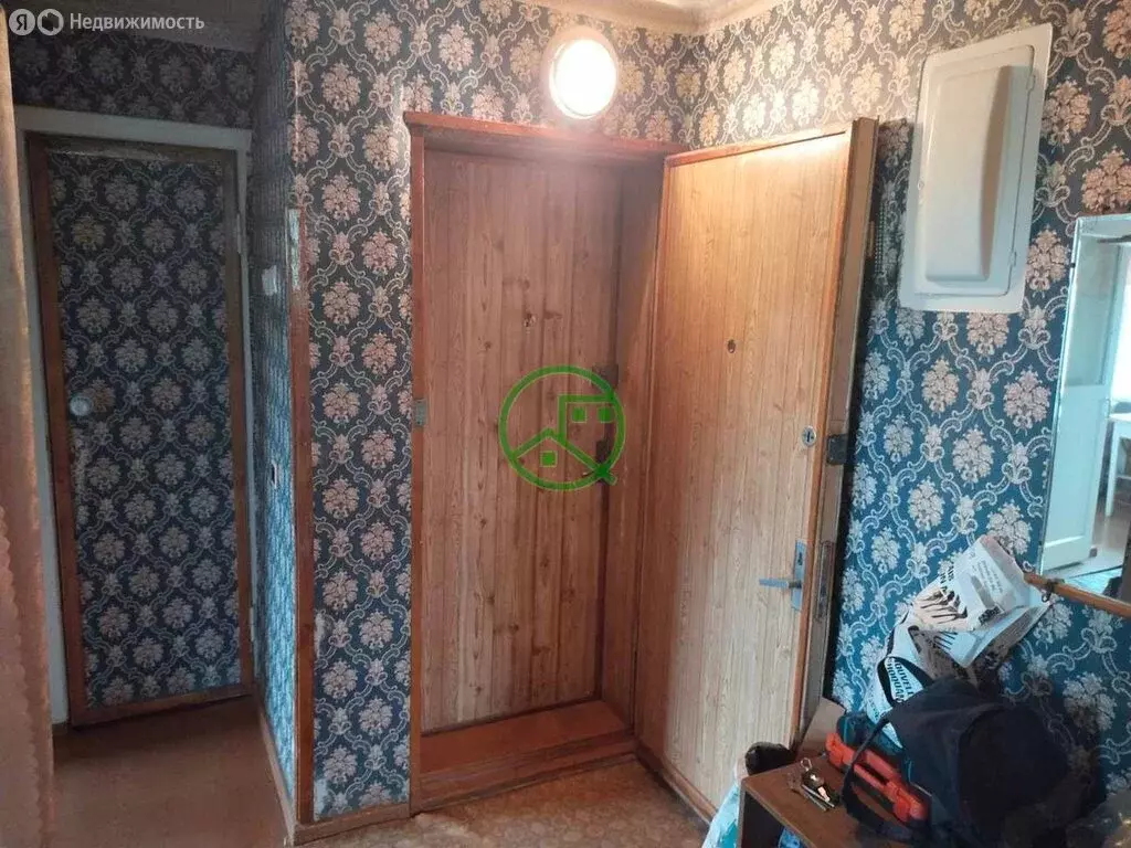 3-комнатная квартира: Сызрань, Нефтебазная улица, 9 (50 м) - Фото 1