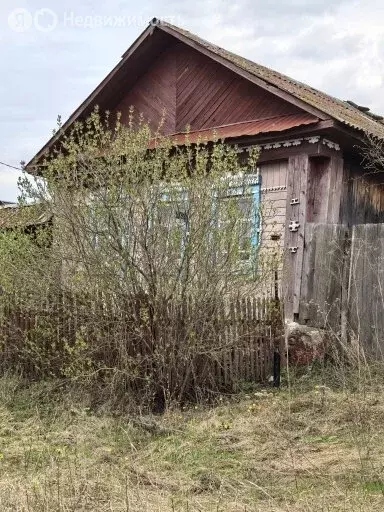 Дом в Свердловская область, Каменский муниципальный округ, село ... - Фото 1