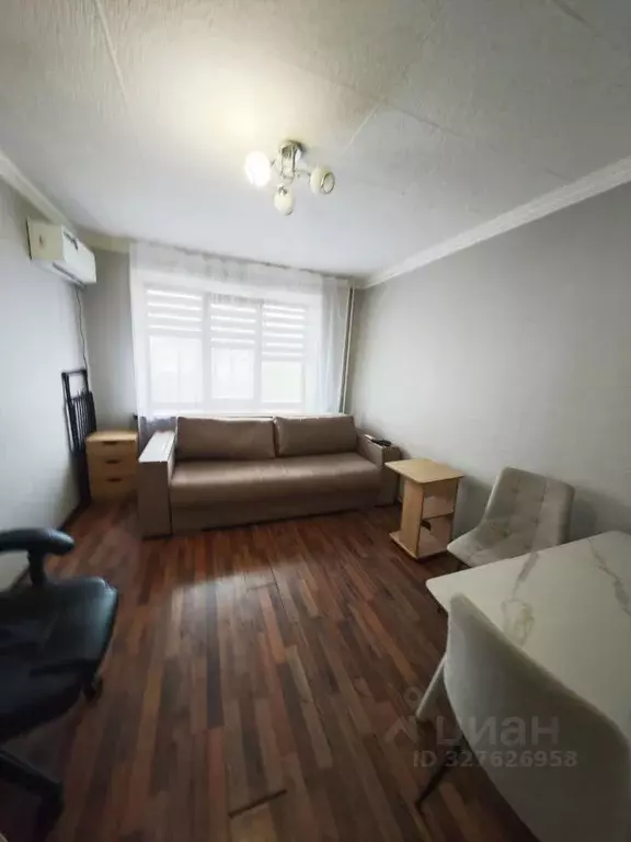 Студия Приморский край, Владивосток ул. Морозова, 7 (24.0 м) - Фото 1