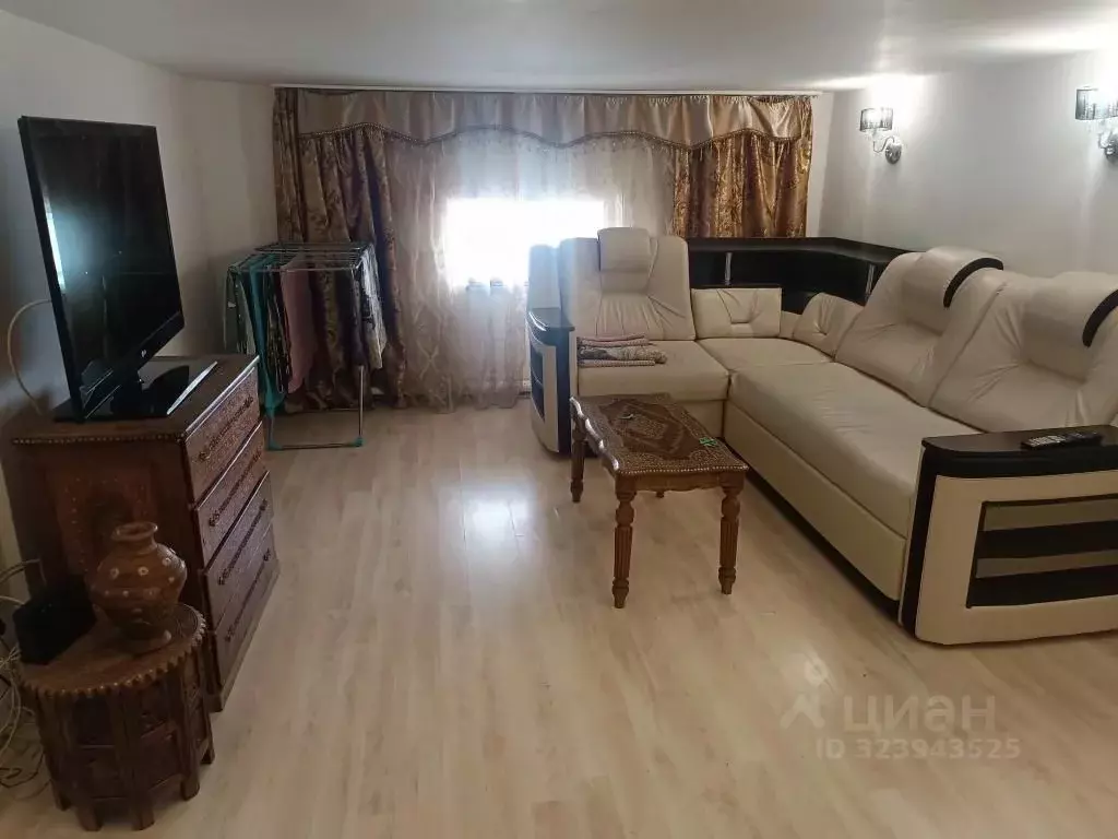 3-к кв. Саха (Якутия), Якутск ул. Пояркова, 19 (85.0 м) - Фото 2