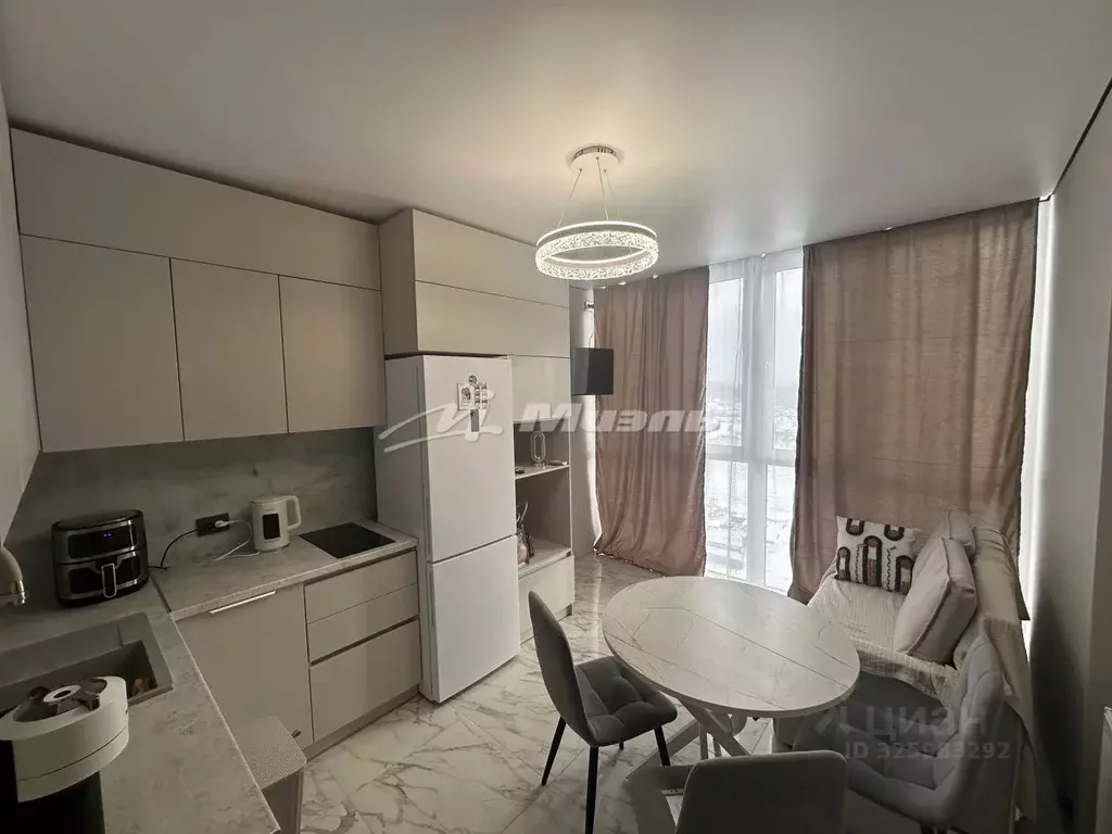 1-к кв. Крым, Симферопольский район, Молодежное пгт ул. Парковая, 3 ... - Фото 1