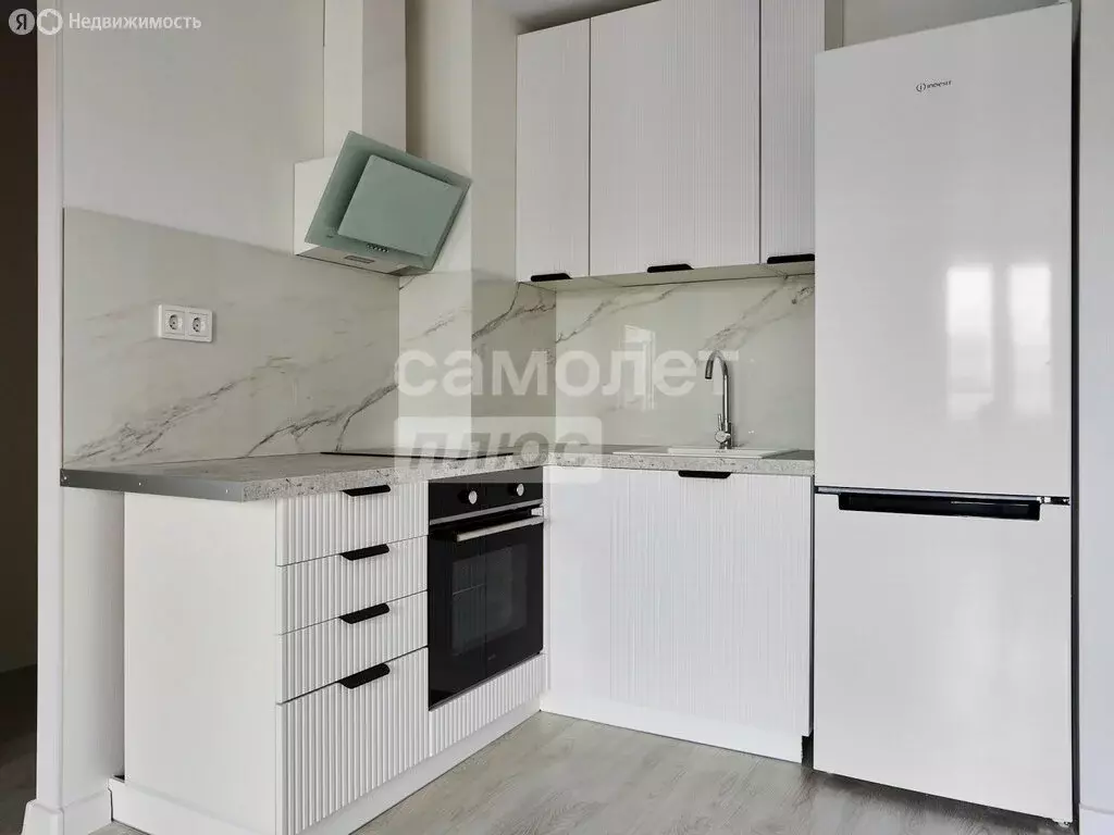 1-комнатная квартира: Мурино, улица Шувалова, 32 (43 м) - Фото 1