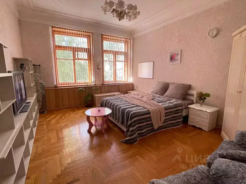 2-к кв. Приморский край, Владивосток ул. Арсеньева, 8 (65.0 м) - Фото 2