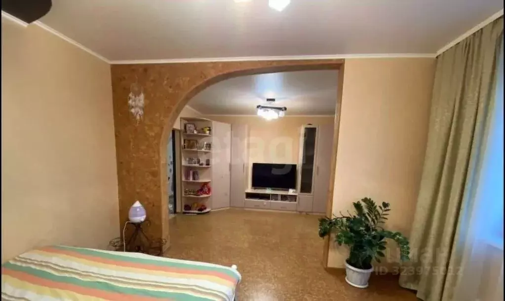 2-к кв. Брянская область, Брянск ул. Брянского Фронта, 28 (70.4 м) - Фото 1