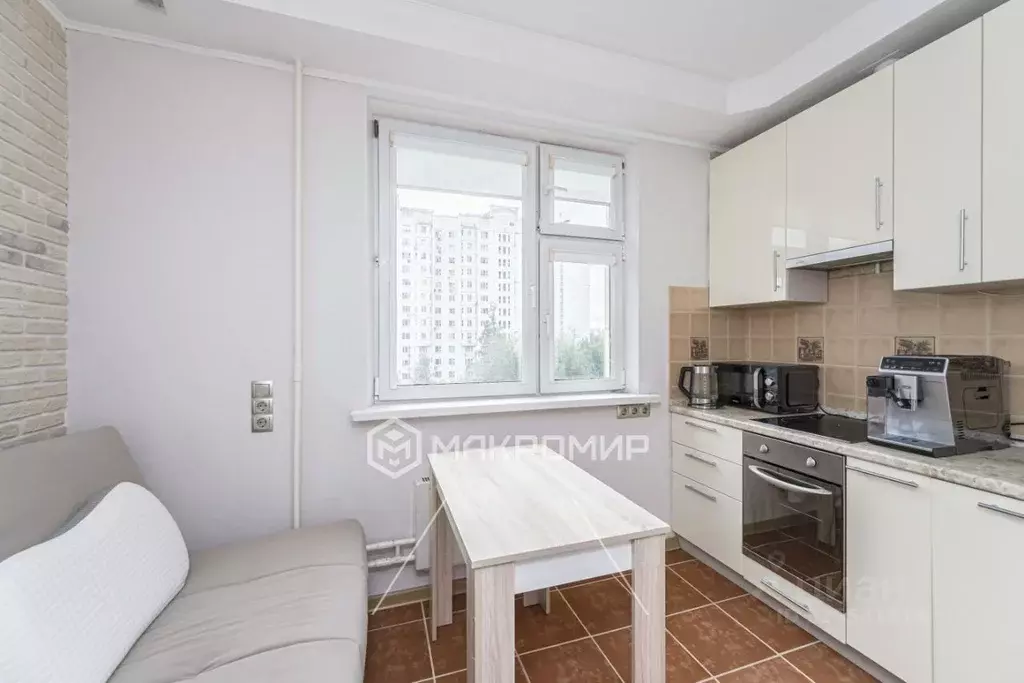 1-к кв. Москва ул. Дыбенко, 6К1 (37.7 м) - Фото 0